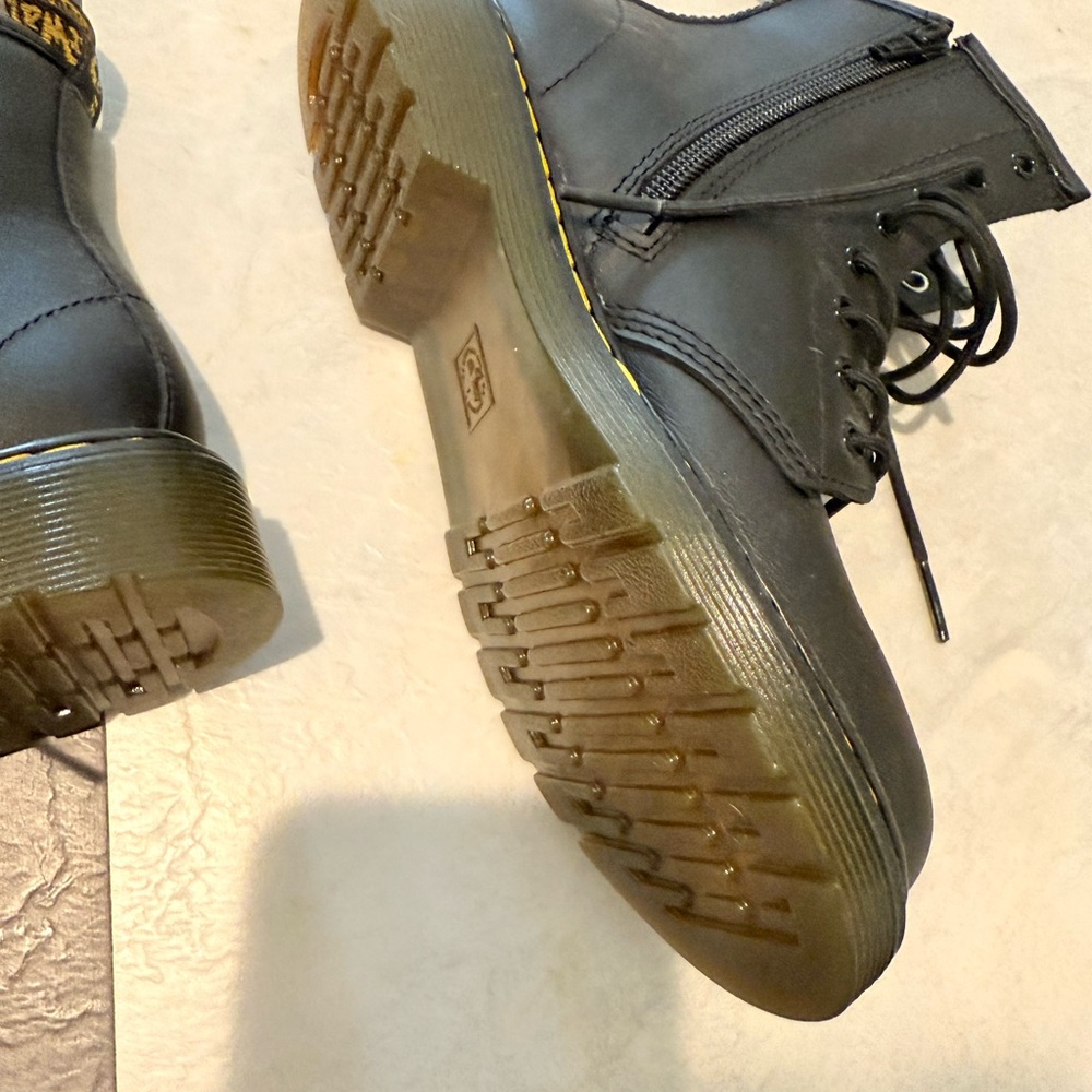 Dr. Martens Black Kids Boots - Picture 6 of 9